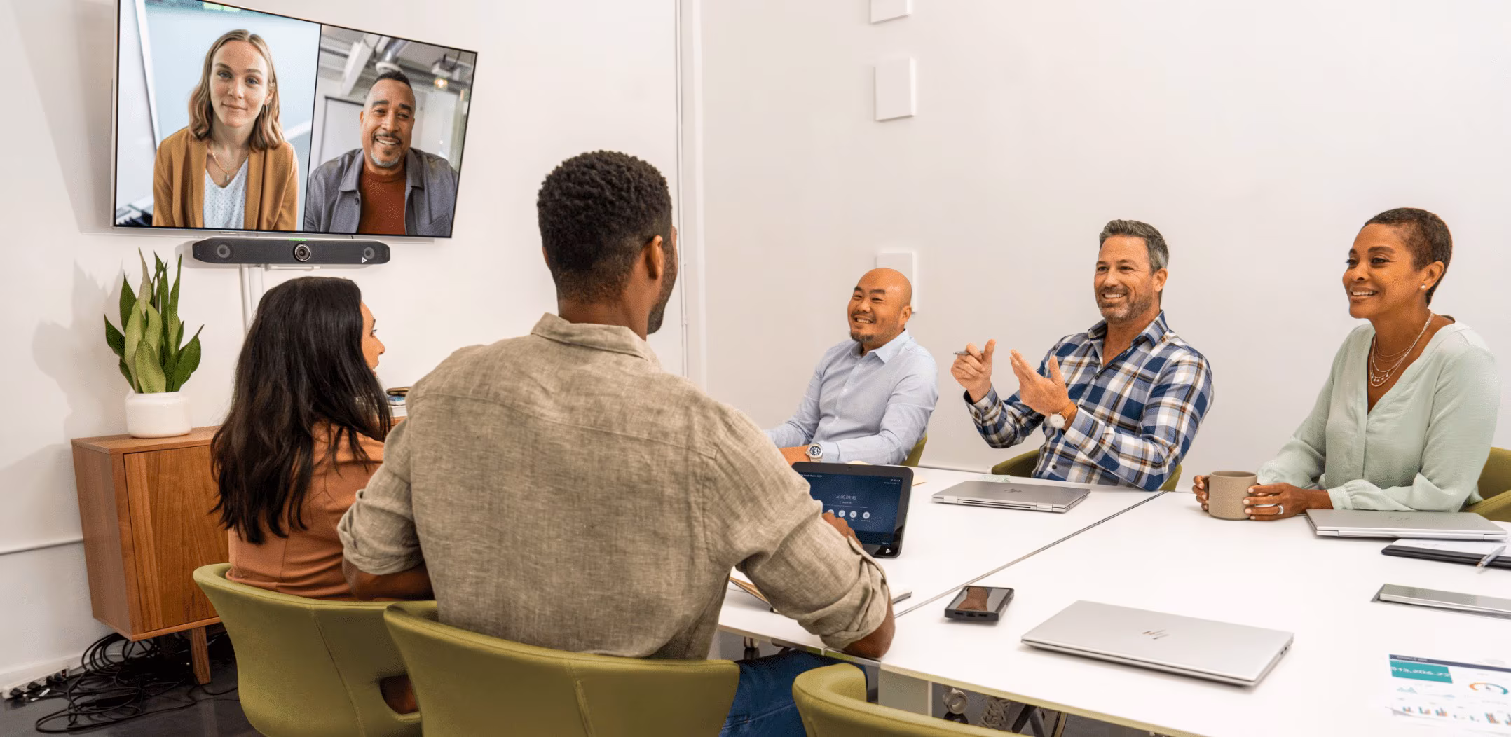 HP / Poly Studio X32 Microsoft Teams Rooms System